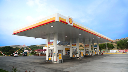 Shell Dynamics Projesi kapsamında firmanın geliştirdiği özel katkılı yakıtın Türkiye çapında yer alan 1046 adet istasyonda bir aylık zaman diliminde kısmi istasyon dekorasyon işleri yapılmıştır.